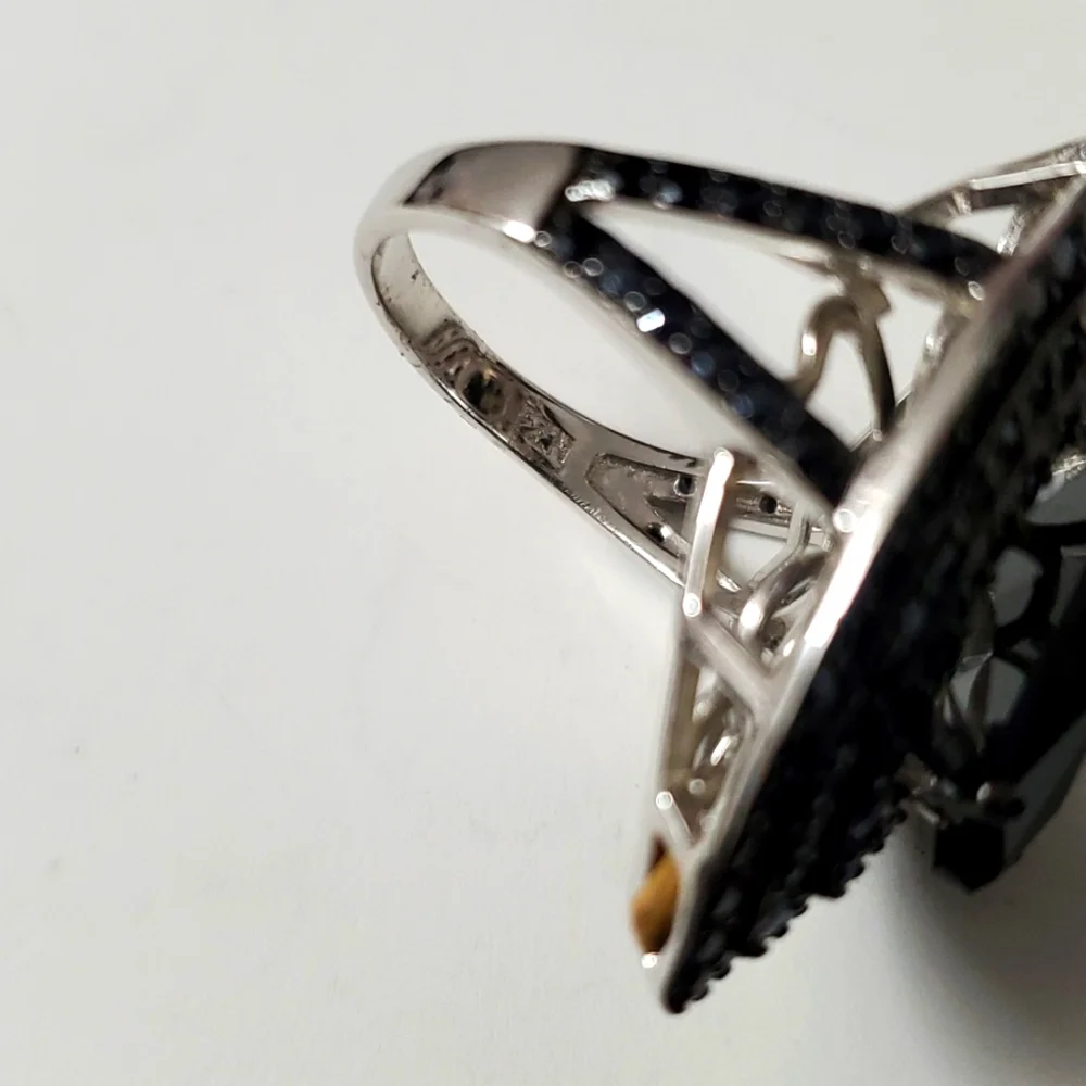 Sterling Silver 925 Onyx and Spinel Paved Pointer Ring